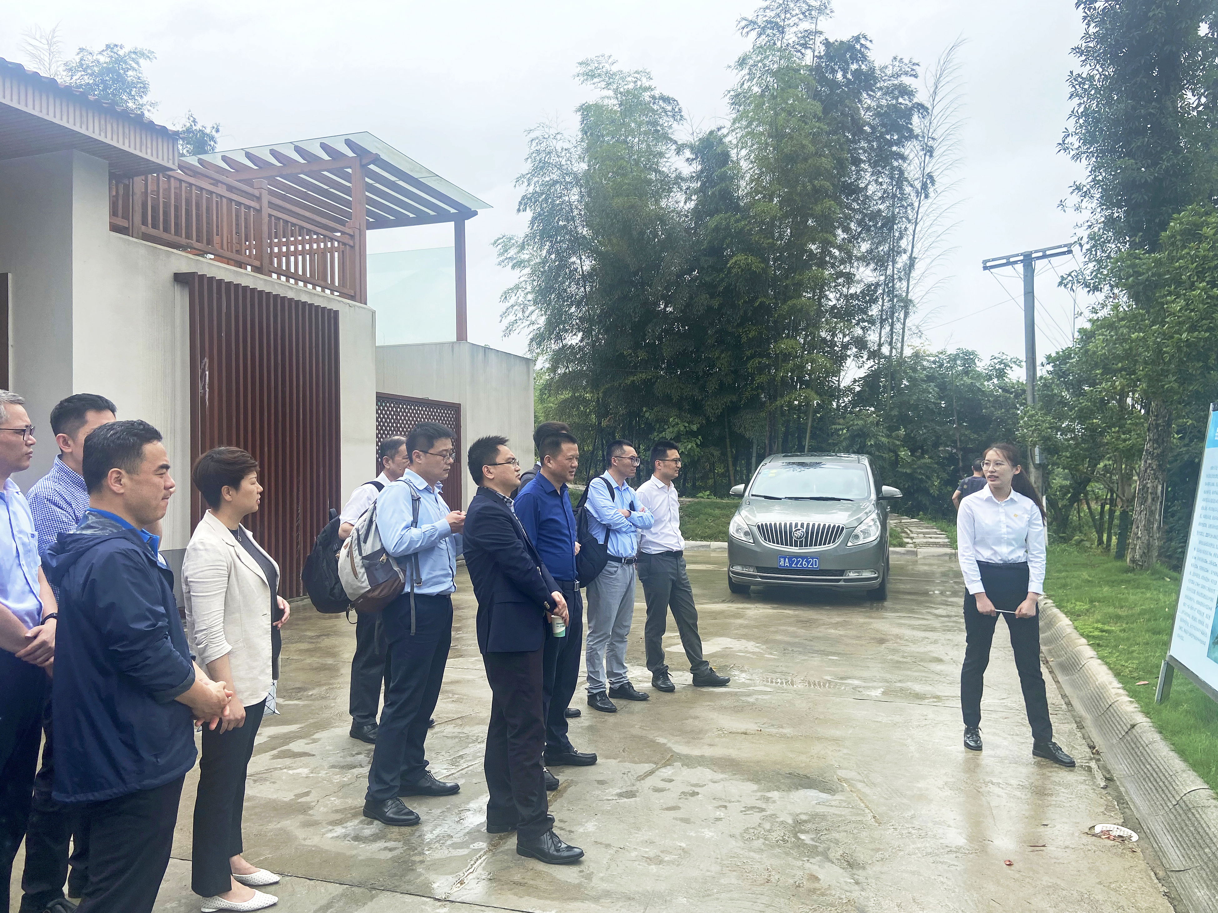 5.13中國遠洋海運代表團一行赴臨港創新創業基地.jpg 5.13中國遠洋海運代表團一行赴臨港創新創業基地.jpg